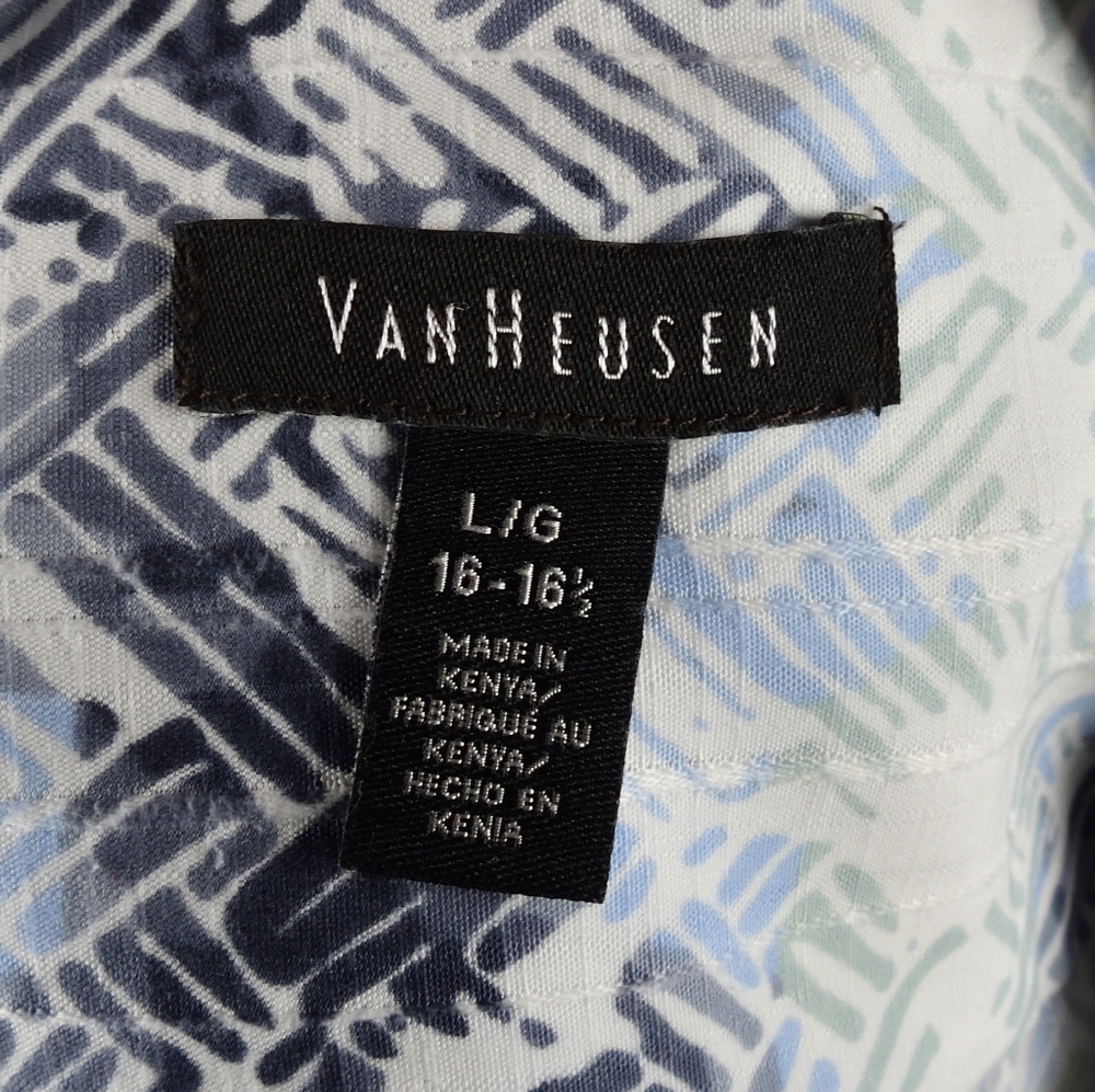 Van Heusen Men’s Button Down Shirt w/ Breast Pocket. Size- L (16-16.5) - Picture 7 of 8